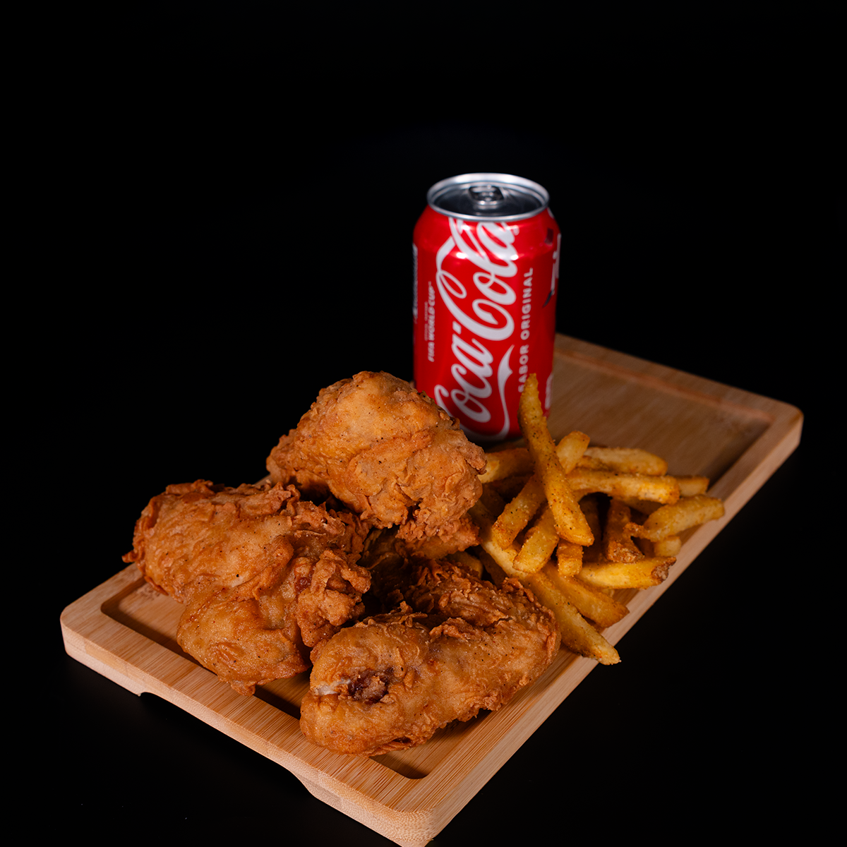 Menu Holy para 1 - Combo de Pollo Frito (3 Piezas o 5 Tiras) + Patatas + Bebida